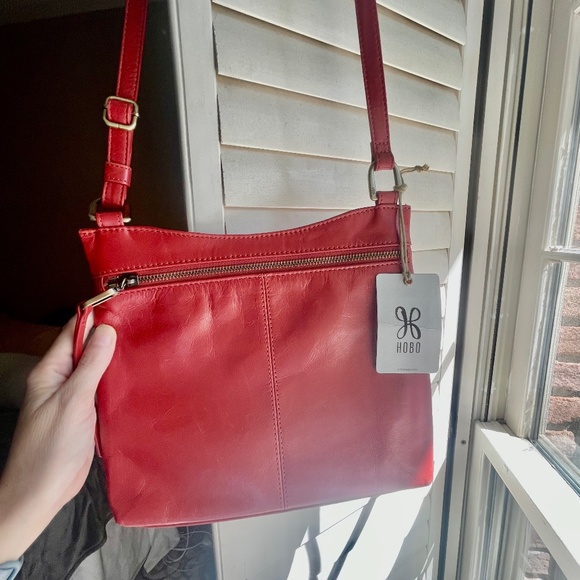 HOBO Red Leather Crossbody Bag Purse - Picture 1 of 6